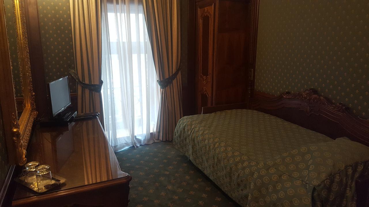 فندق كاسا كابسا بوخارست المظهر الخارجي الصورة